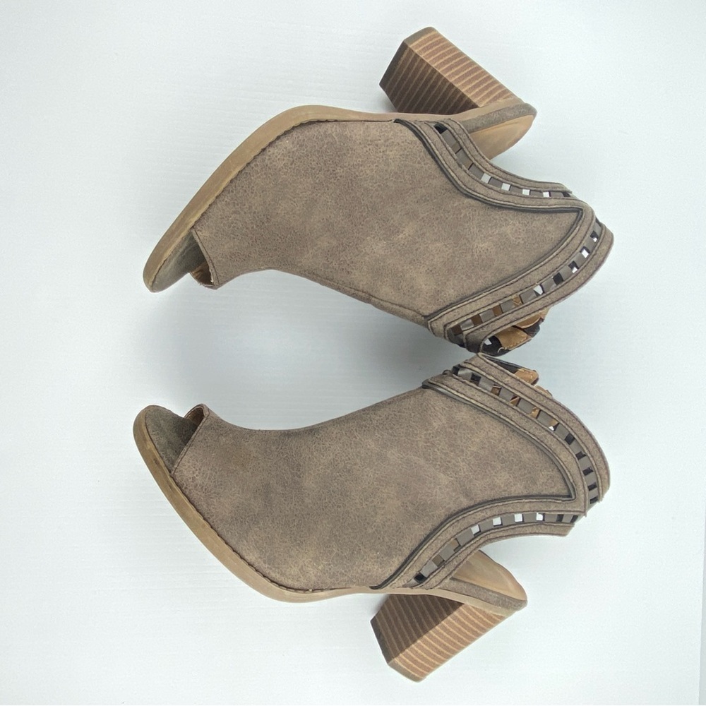 Maurices Block Heeled Shoes Glenda Sz 8.5M Zipper Side - Picture 4 of 12